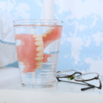 種類が多いい入れ歯安定剤～どれを使ったらいいの？～